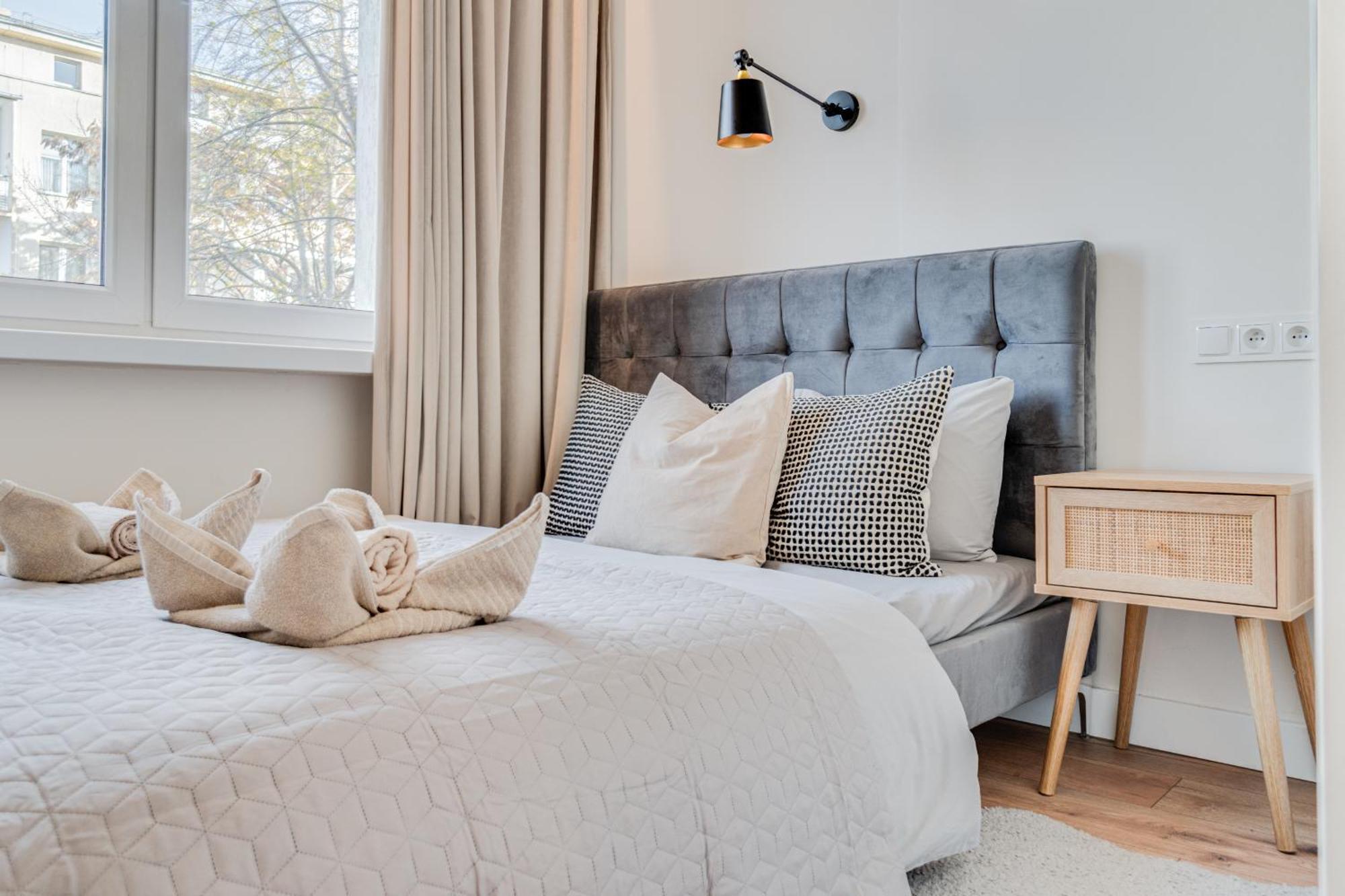 Bright Day Apartment - Self Check-In 24H, 10 Min Market Square فروتسواف المظهر الخارجي الصورة