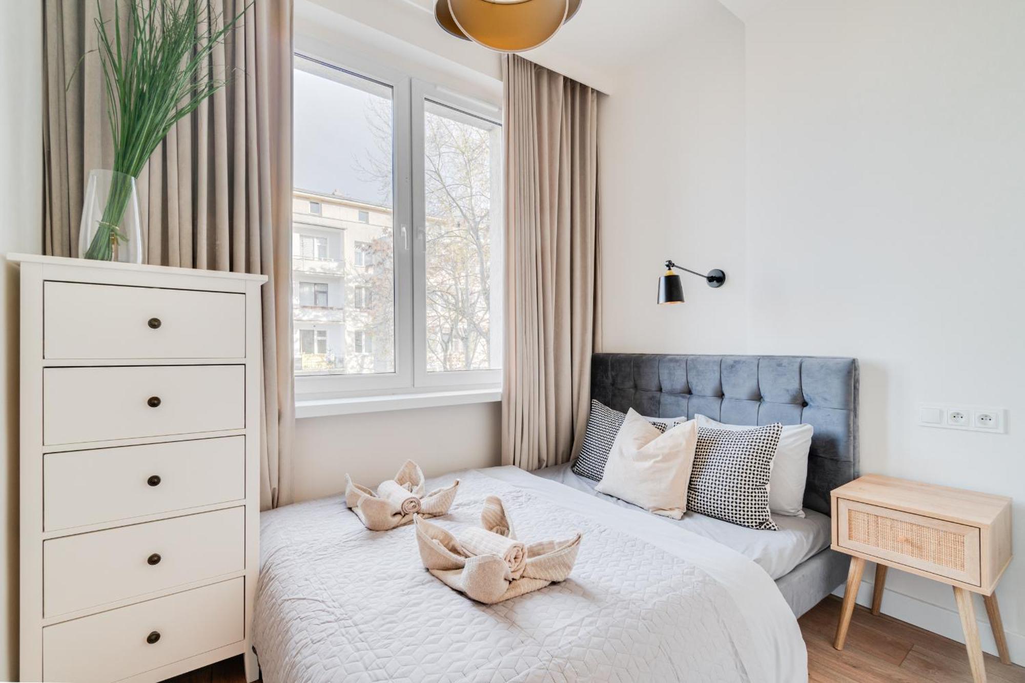 Bright Day Apartment - Self Check-In 24H, 10 Min Market Square فروتسواف المظهر الخارجي الصورة