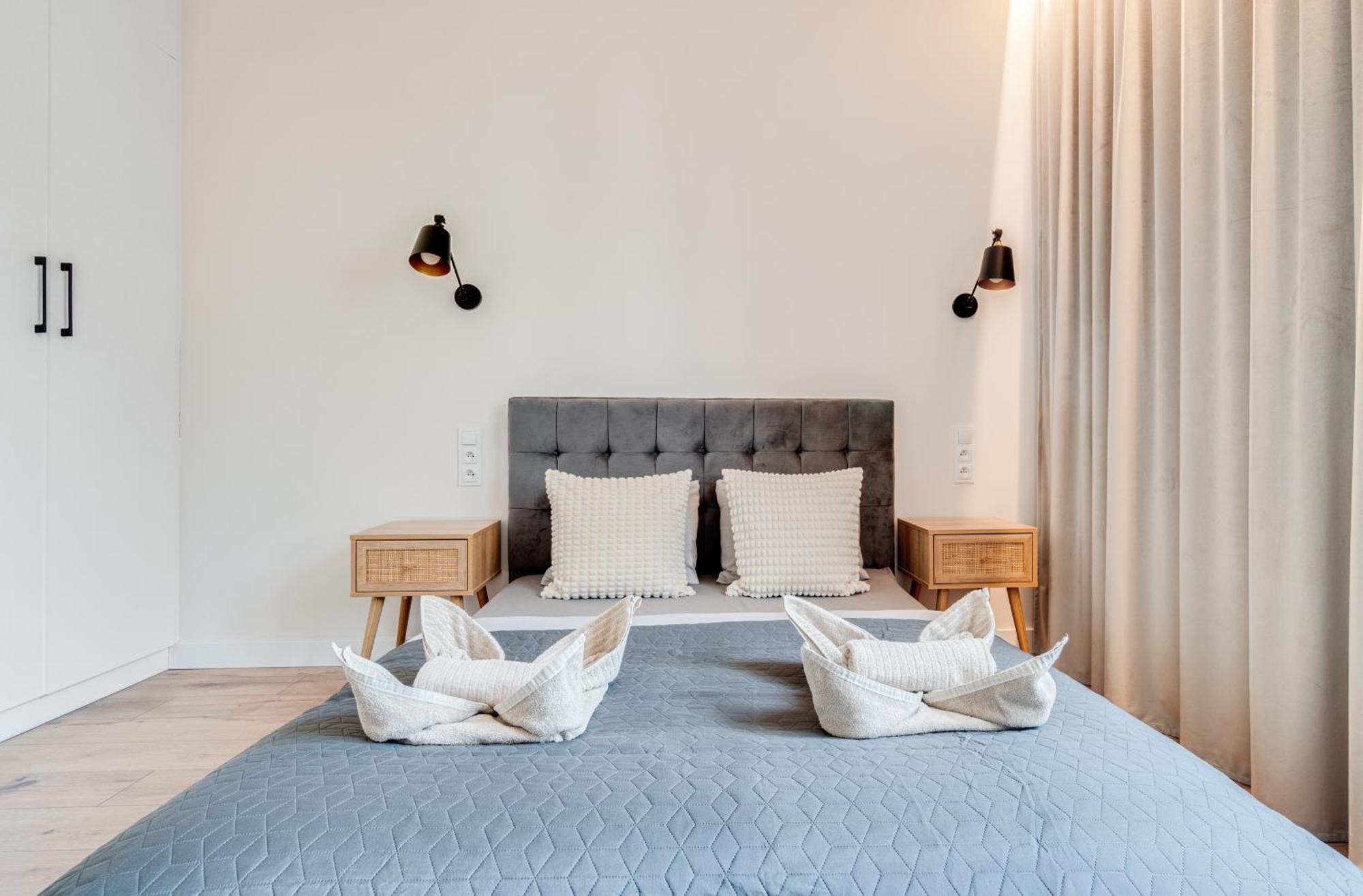 Bright Day Apartment - Self Check-In 24H, 10 Min Market Square فروتسواف المظهر الخارجي الصورة